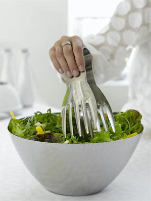 Salatbestik/Salathånd fra Steel-function, 149,- kr. Man kan også få et sæt mini salathænder til samme pris.
